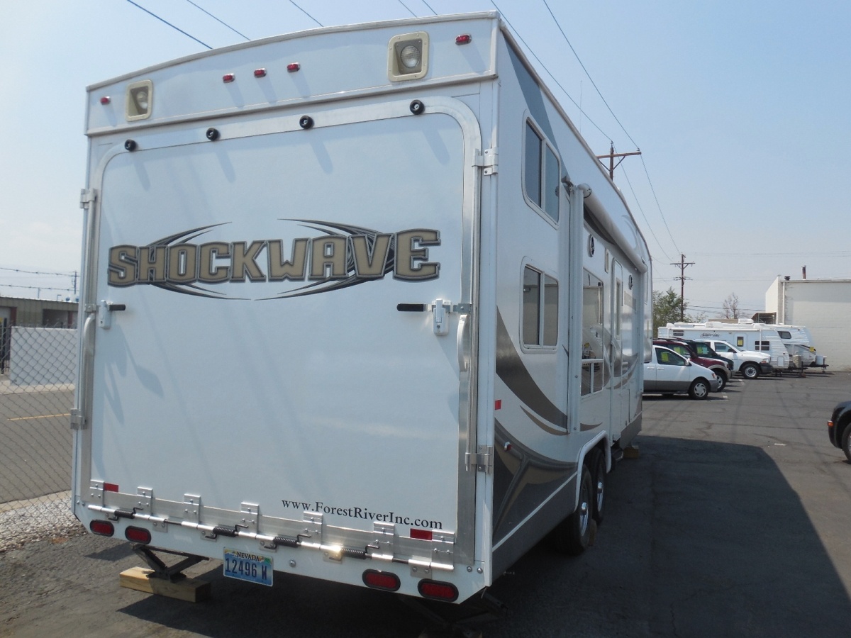 Private Party Cars - Where Buyer Meets Seller! Shockwave 5th Wheel Toy Hauler For Sale