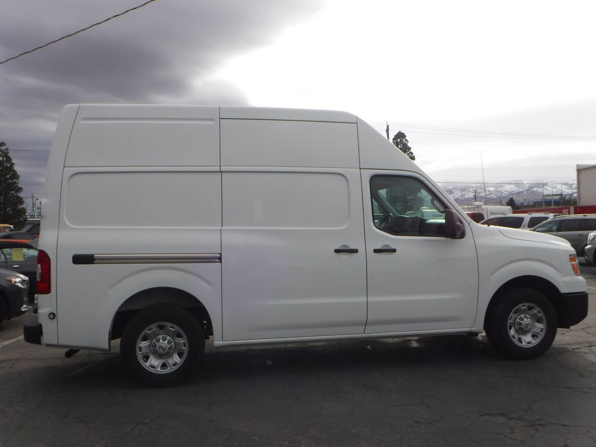 2013 Nissan NV2500 HD Cargo S Van For Sale By Owner at Private Party