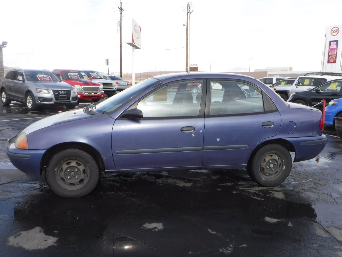 1997 geo metro 4 door