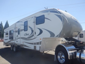 2011 Keystone Cougar 30' 5th Wheel M-285
