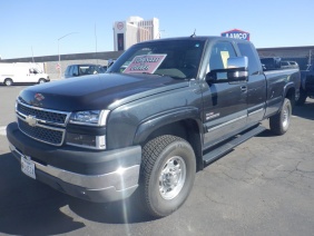 2005 Chevrolet Silverado 2500 HD Extended Cab LT 8 ft