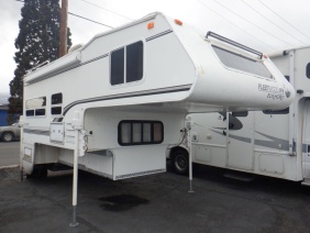 2001 Elkhorn Cab Over Camper 10-W