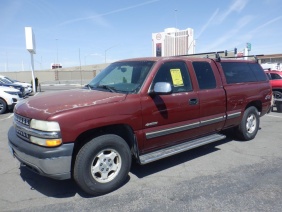 2001 Chevrolet Silverado 1500 Extended Cab LS 6 1/2 ft