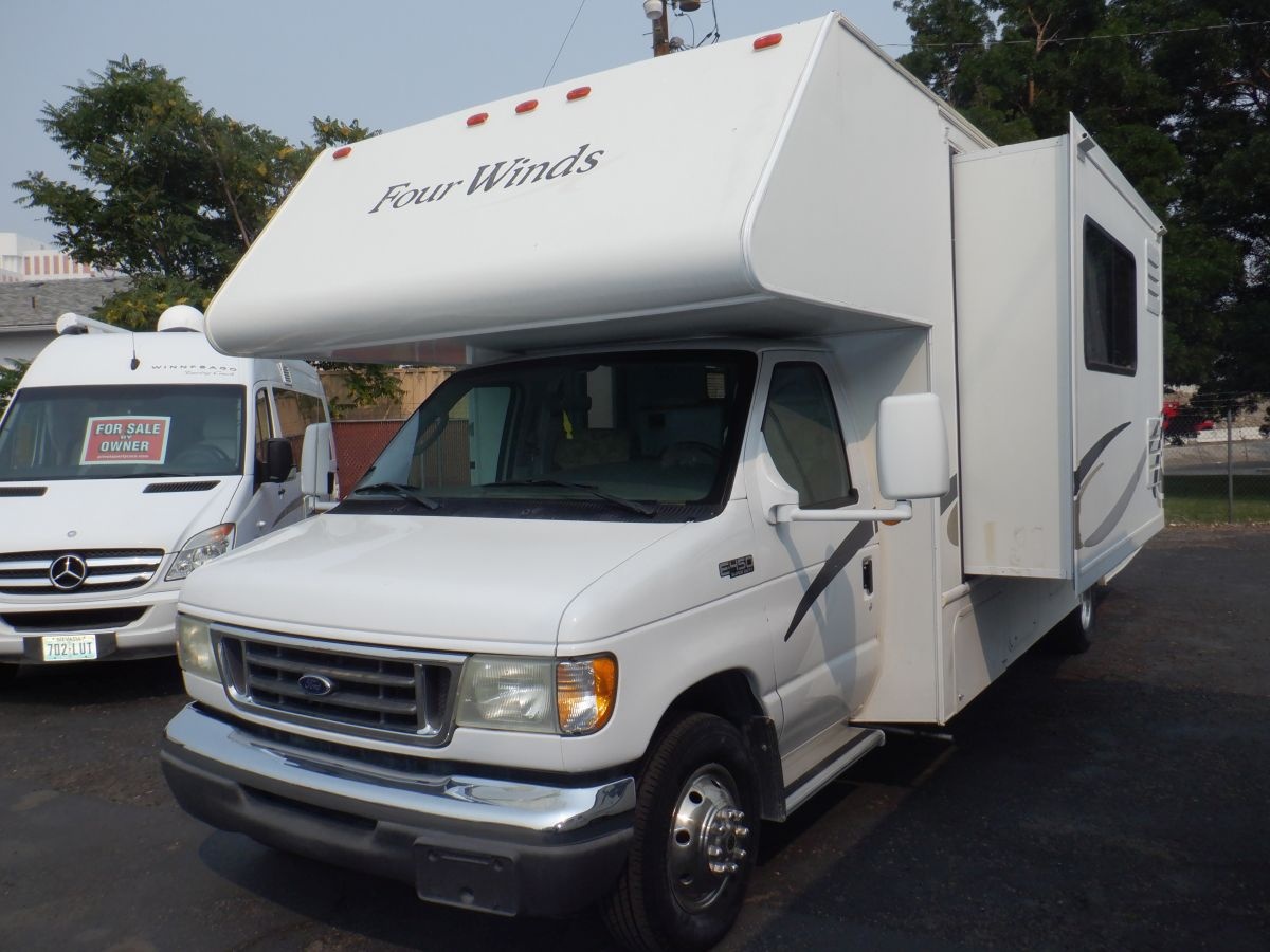 2003 Four Winds Class C Motorhome Model 27D' For Sale By Owner at